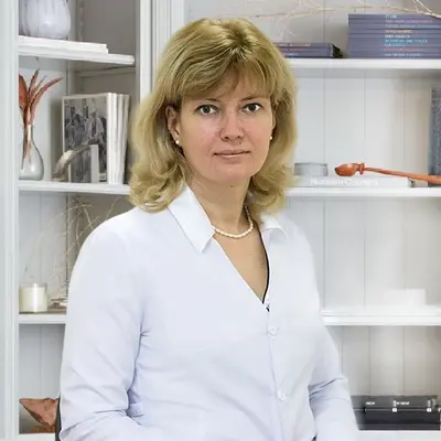 доктор Моисеенкова Ольга Леонидовна – врач психиатр-нарколог клиники «Санати» в Реже
